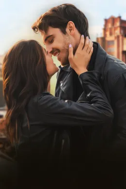 Không thể thiếu đối với anh bởi Melania Art